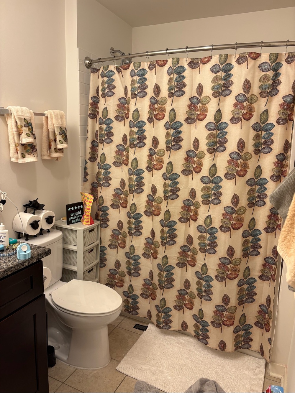Croscill mosaic Shower Curtain and 11 towels - Multicolor